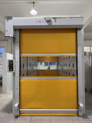 Υλικά από ανοξείδωτο χάλυβα Δωμάτιο αερίου ντους με πυρόστακτη και αυτοκαθαριστική κουρτίνα PVC DIN75200 για είσοδο σε καθαρό δωμάτιο