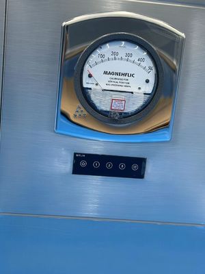 Φαρμακευτική ποιότητα Λαμιναρική Κουκούλα ροής H14 HEPA 99,9995% Απόδοση & UV αποστείρωση για ασπτική επεξεργασία